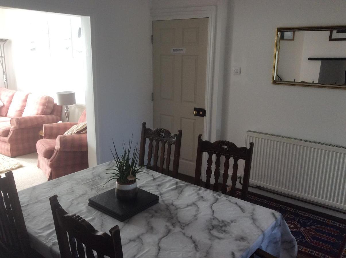 Lovely Victorian Town House Close To The Sea. Holiday home Bangor (Gwynedd)